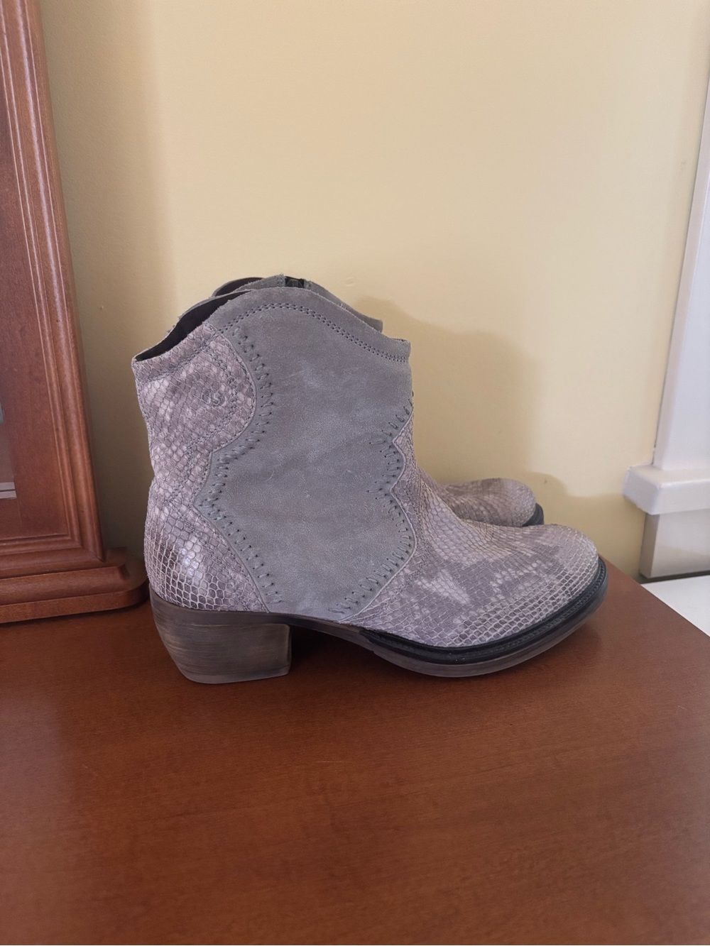Joseph Seibel Women's Grey Suede & Snake-Texture Ankle Boots